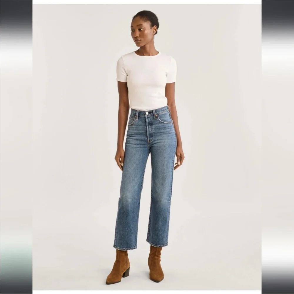 Levi’s Ribcage ankle straight size 24 EUC medium wash - Picture 7 of 13